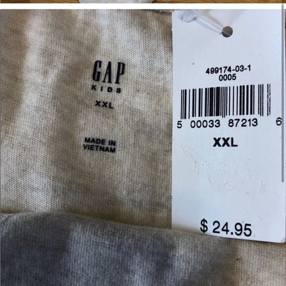 NWT gap girls llama sequin t shirt with flipable sequins - Picture 3 of 4